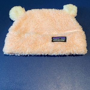 Patagonia baby fleece hat